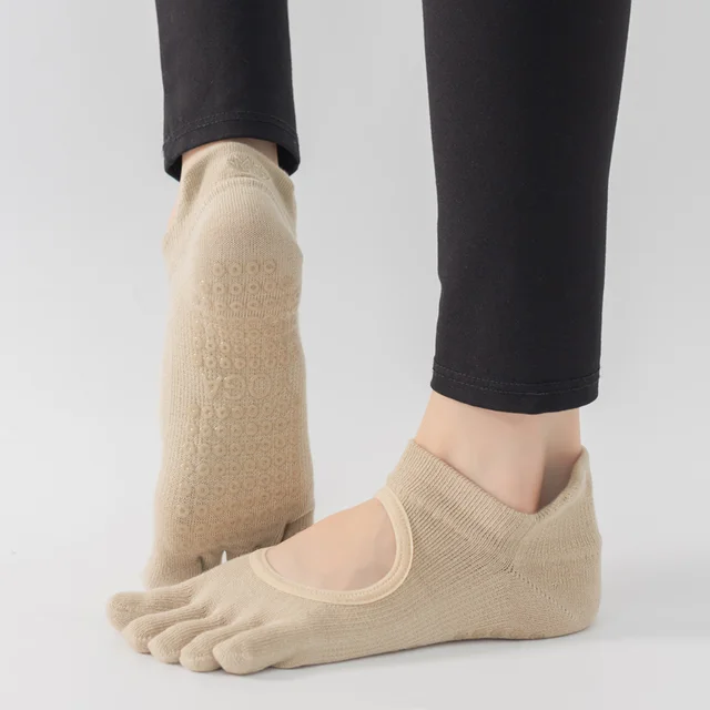 Ladies Breathable Yoga Socks with Grips Non-Slip Five Finger Pilates Socks for Women Backless Ballet Dance Fitness Toe Socks 4
