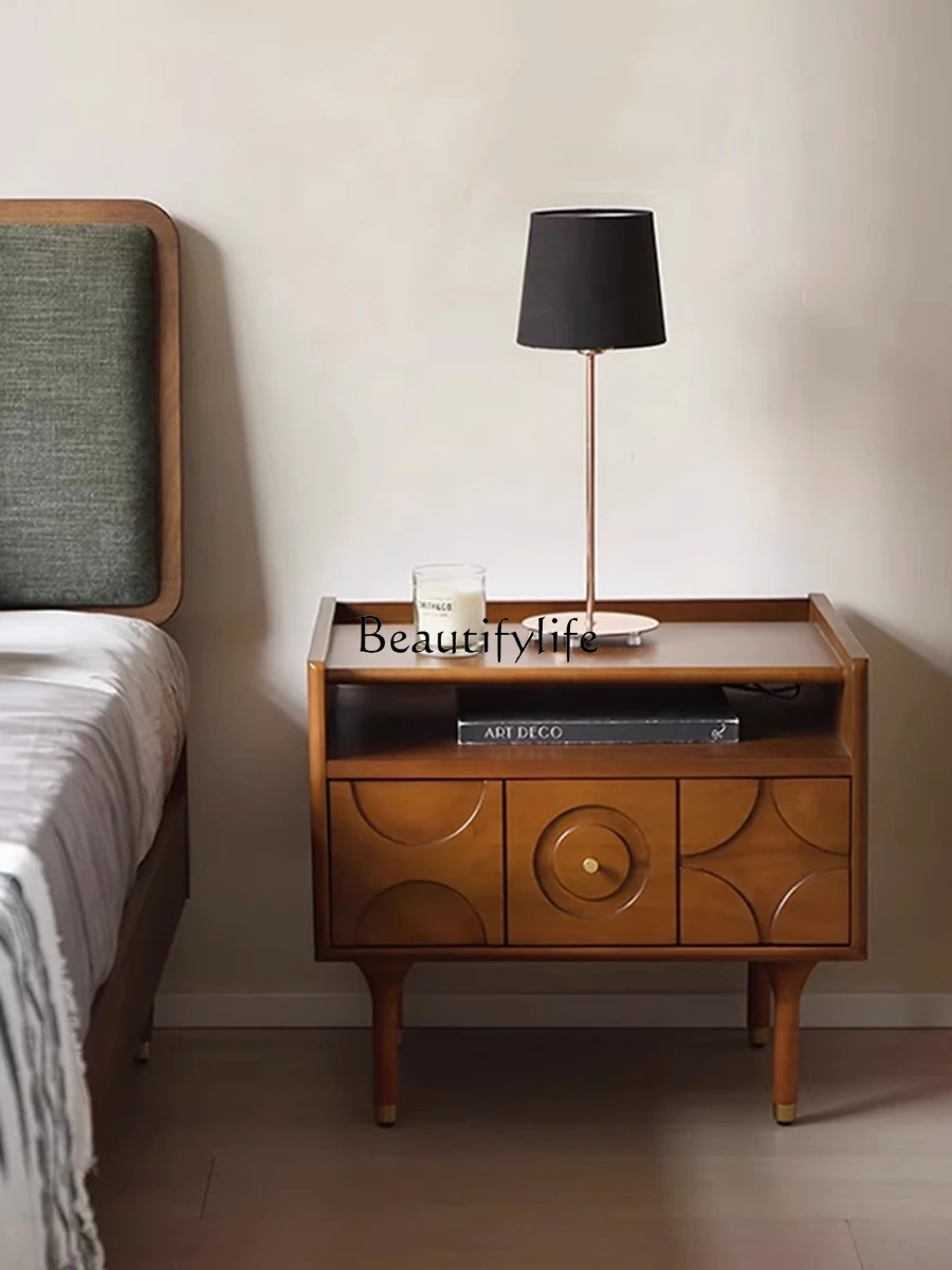 

Boxwood Nordic Retro Style Wood Carved Drawer Bedside Table