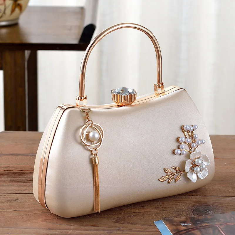 2023 New Women Handmade Flowers Clutch Handbags Wedding Evening Wallets Party Dinner Purse For Ladies 4 Colors Drop Shipping