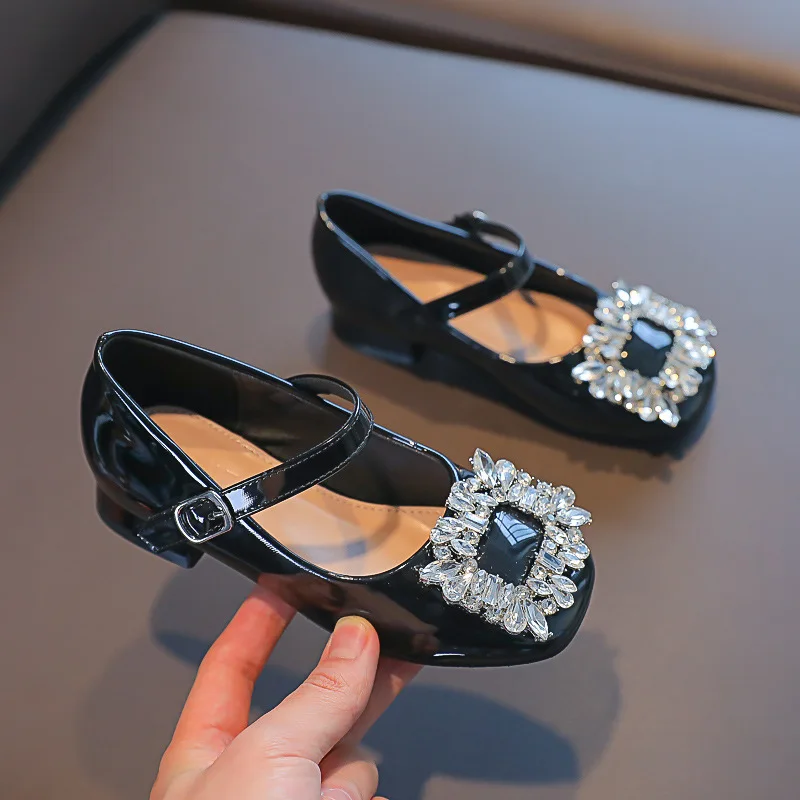 Kids Shoes Spring Fashion Princess Dress Shoes Baby Girls Flats Patent Brand Mary Jane Rhinestone Middle Heel Red Soft Sole mary jane shoes,girls shoes,girls flats,girls high heel shoes