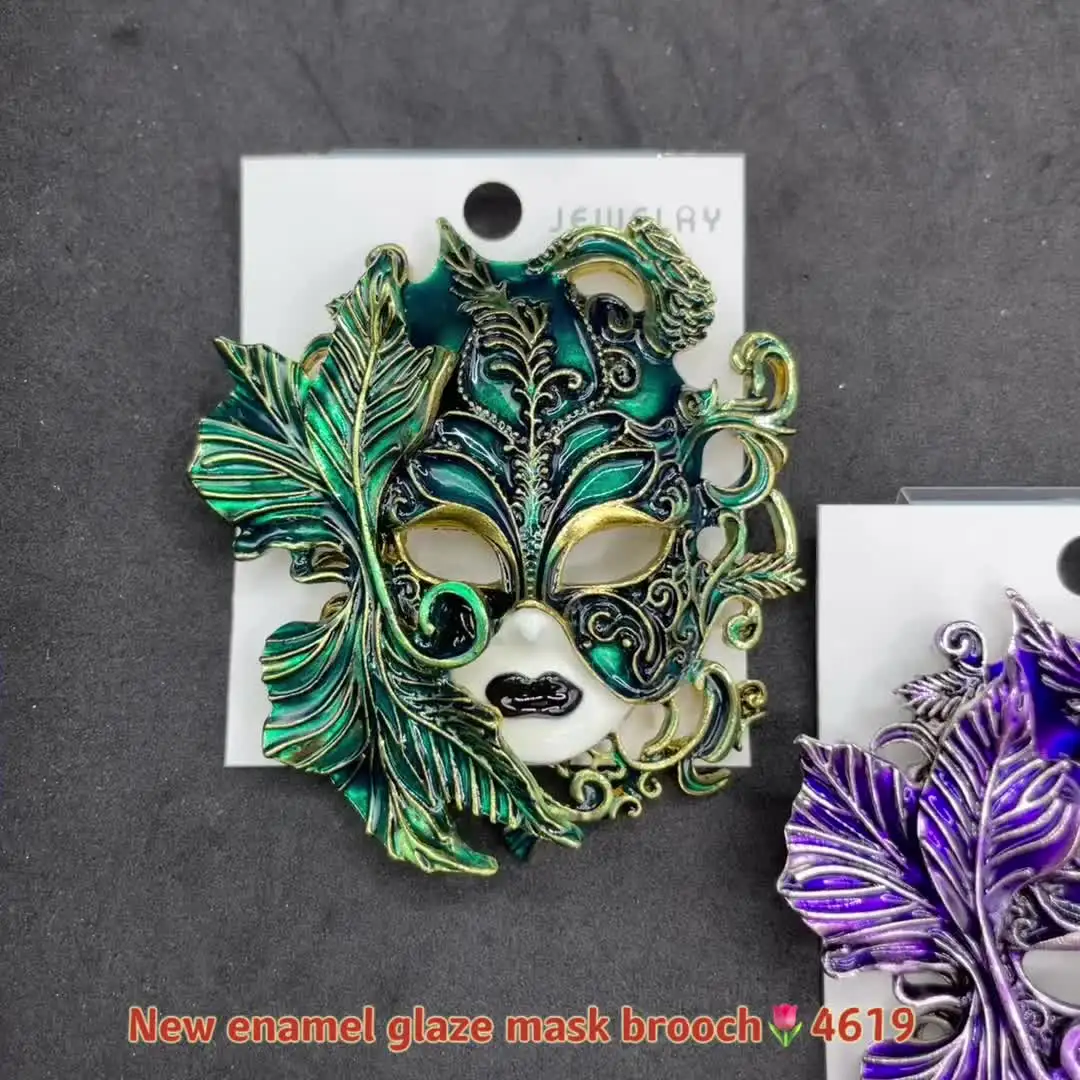 WANGCHENG Vintage Mask Brooch Pin – Minimalist Metal Face Jewelry For Women & Men