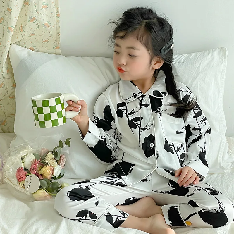 

Children Home Wear 2023 Spring Autumn Silk Boys and Girls Pajamas Set Casual Simple Printed Long Sleeve Shirt and Pants Set