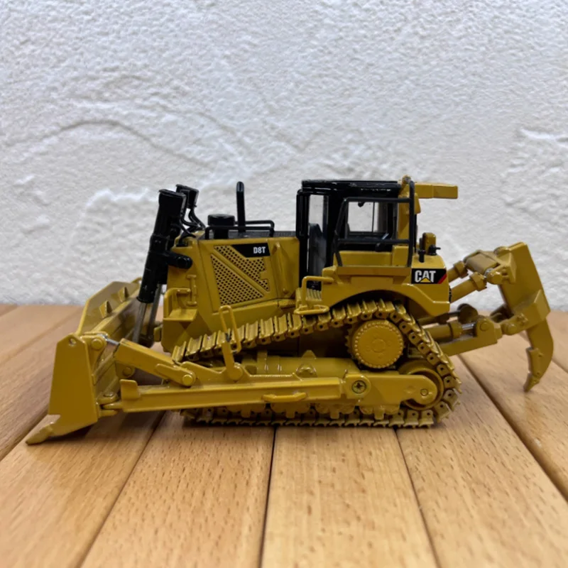 CAT D8T ブルドーザー 1／50スケール 【公式通販】