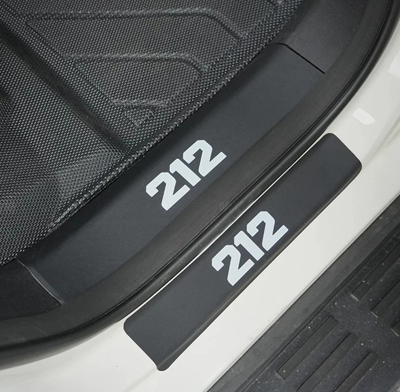 BAIC 212 T01 2024 2025 개조 차량용 도어 스커프 스트립, 웰컴 페달, 발차기 방지 패드, 가죽 보호 스티커