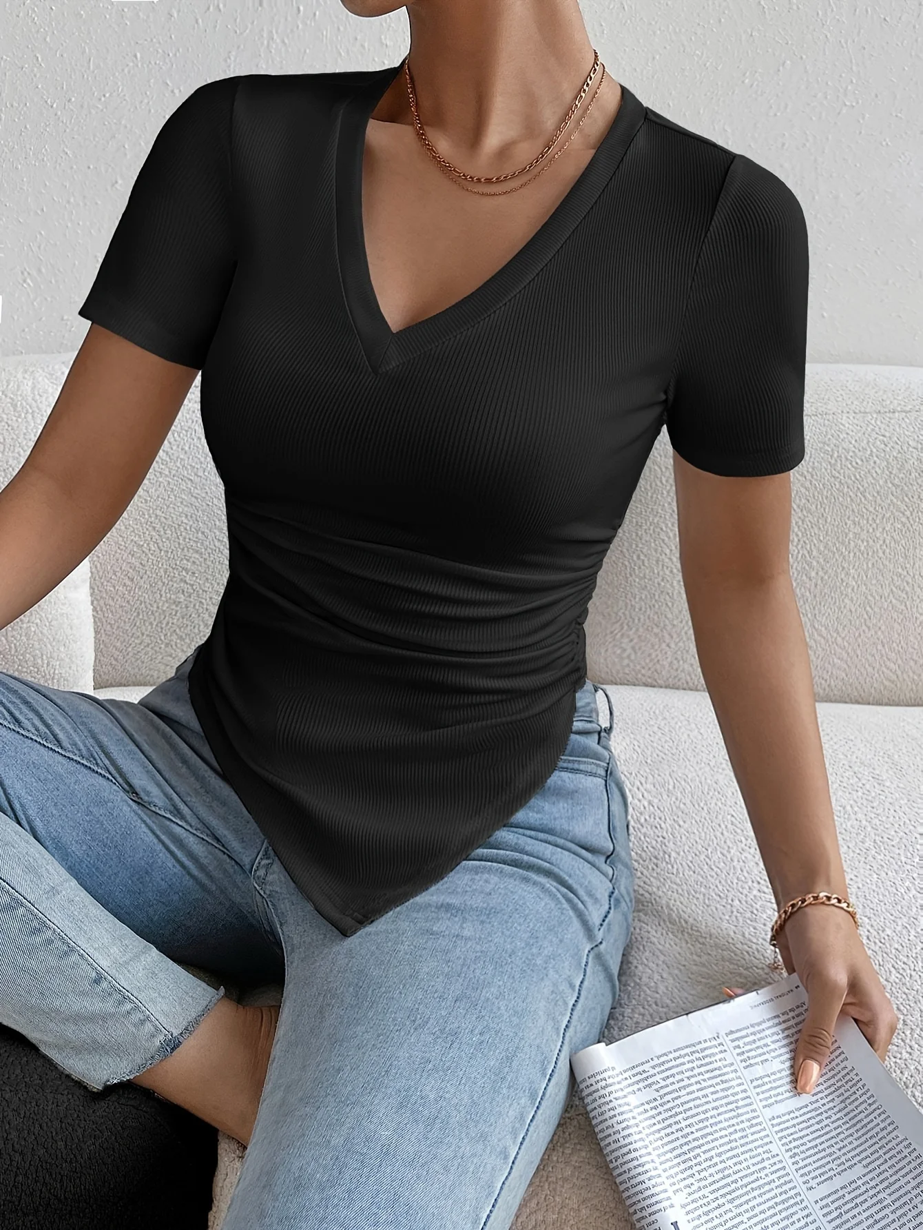 

Sweet and Spicy Summer New Women's Short sleeved V-neck T-shirt with Wrinkles, Slim Fit, Irregular Top, Black