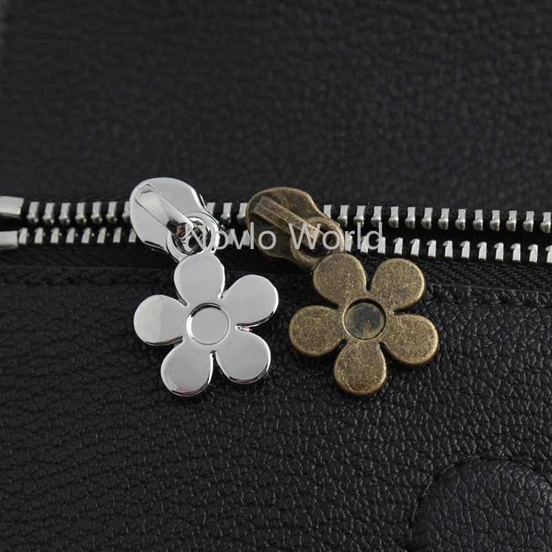 32MM Flower Shape 5# Nylon Metal Zipper Puller Sliders For DIY Bags Handbag Garment Purse Zip Head Repair Kit Decor Accessories