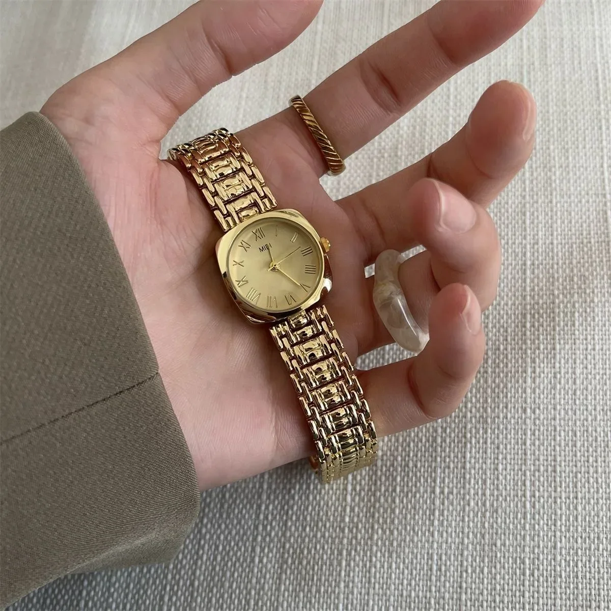 Light Luxury Cold Style High-grade Square Large Dial Watch For Women