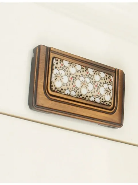 หรูหราบรรยากาศเซรามิคเฟอร์นิเจอร์จับ Rose Gold Handl ตู้ครัวกลางแจ้งเฟอร์นิเจอร์ดอกไม้ Vintage Handl 5