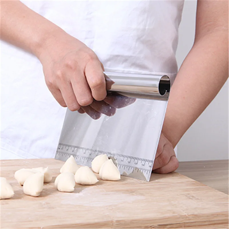 Description Picture 6 of item1PC Stainless Steel Dough Pastry Scraper Pizza Cutter Chopper with Measuring Scale Multipurpose Cake Bread Separator Scale Knife