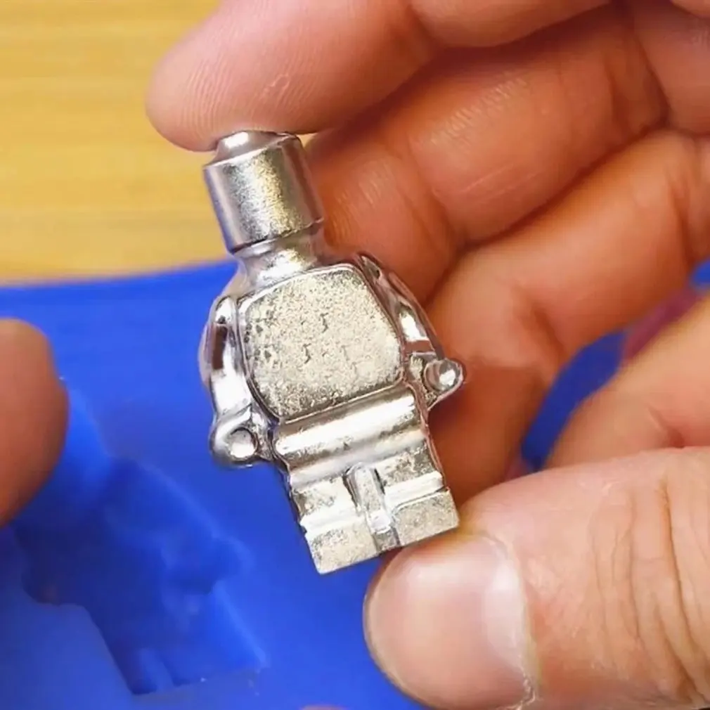 Галлий 100 грамм. Жидкий галлий. Галлий металл. Жидкий галлий. Жидкий галлий.