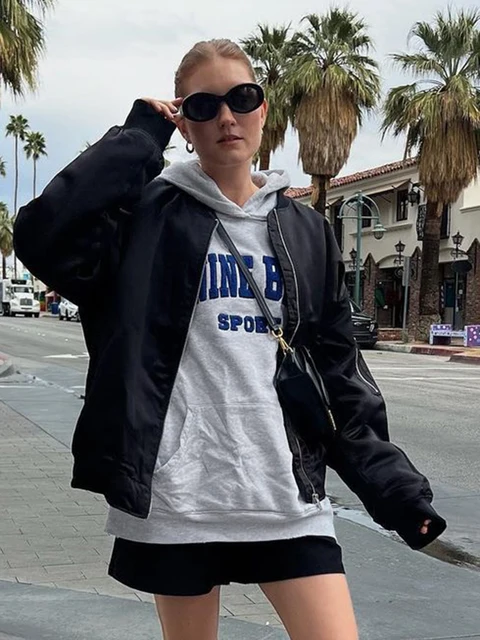 가을/겨울 패션 트렌드의 대표품으로 선정되다