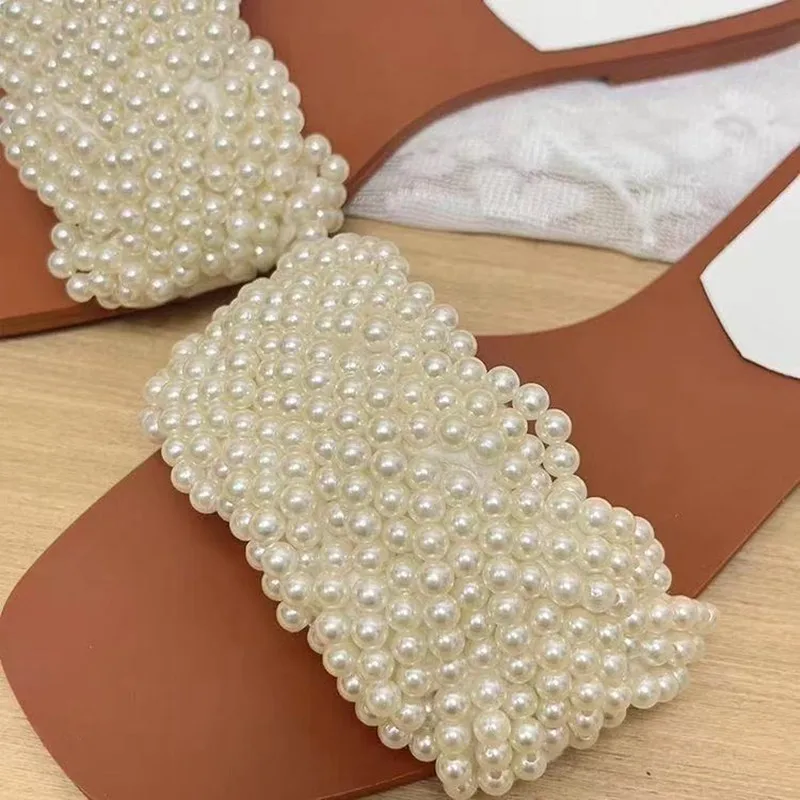 Zapatillas de lujo con cuentas de hilo blanco para mujer