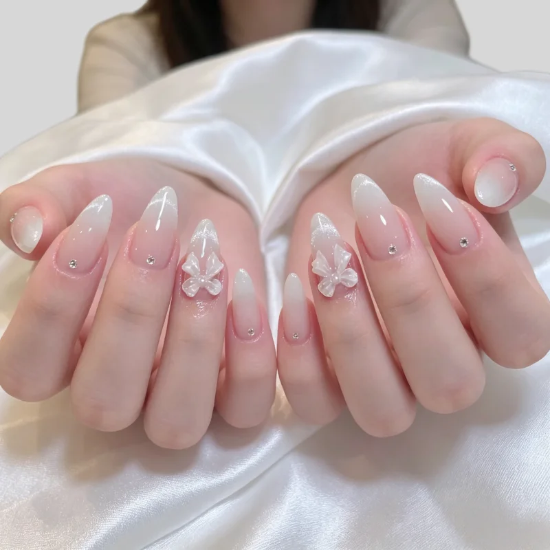 24개입 가짜 손톱 크리스탈처럼 투명한 스마일 캣아이 라인스톤과 리본 디자인 ..