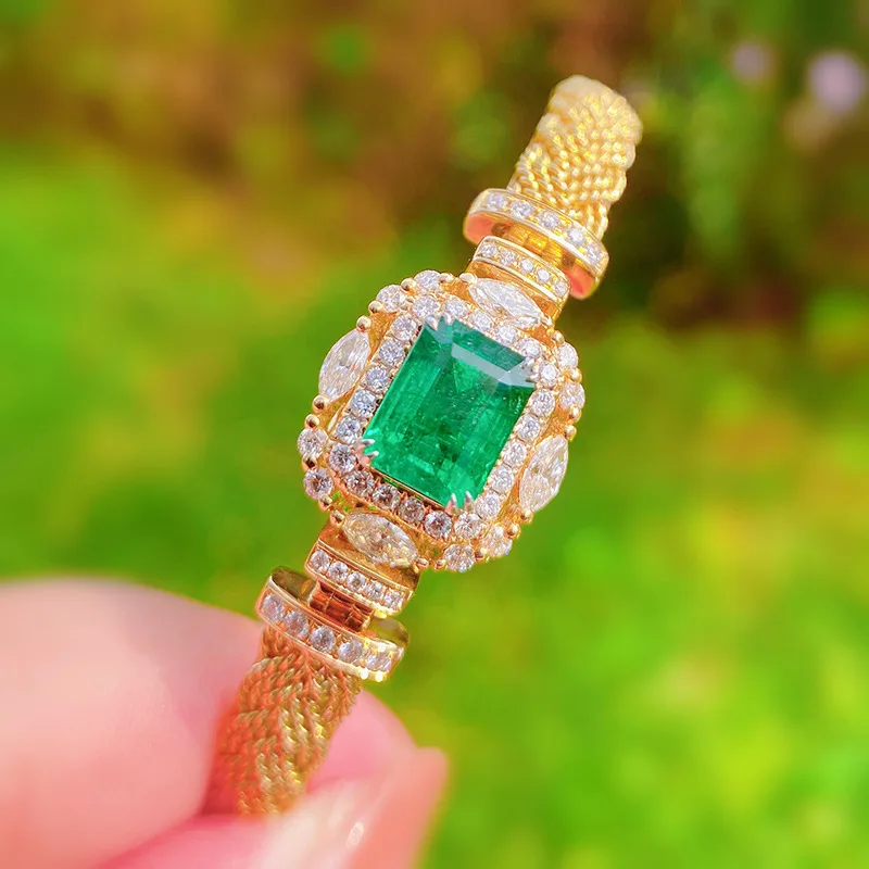 

High quality copper jewelry retro hand woven gold simulation Zambian emerald bracelet luxurious full diamond open loop