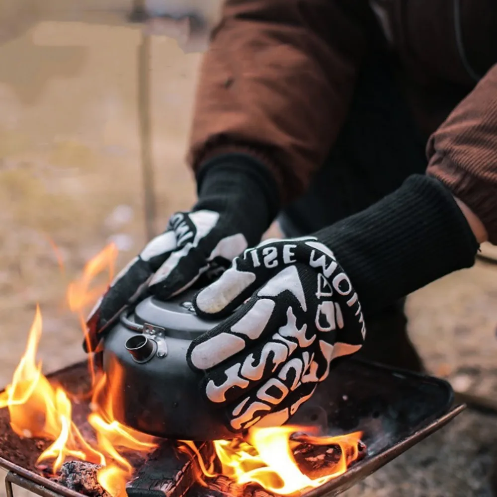 

Outdoor High Temperature Resistant Gloves Barbecue Heat Insulation Anti-hot Gloves Silicone Flame Retardant BBQ Gloves