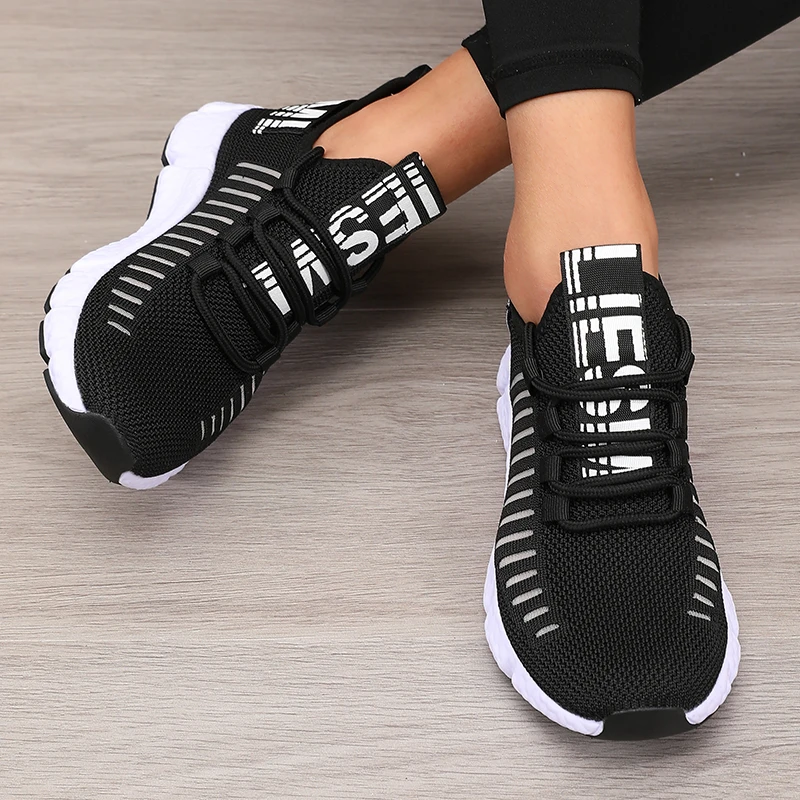 Women's Sports Shoes Mesh Lightweight Soft Sole Jogging Strap Breathable Fashion Sports Walking Casual Tennis Flat Shoes for Men