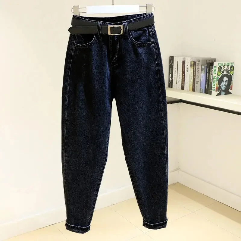 Black [belt delivery] 393