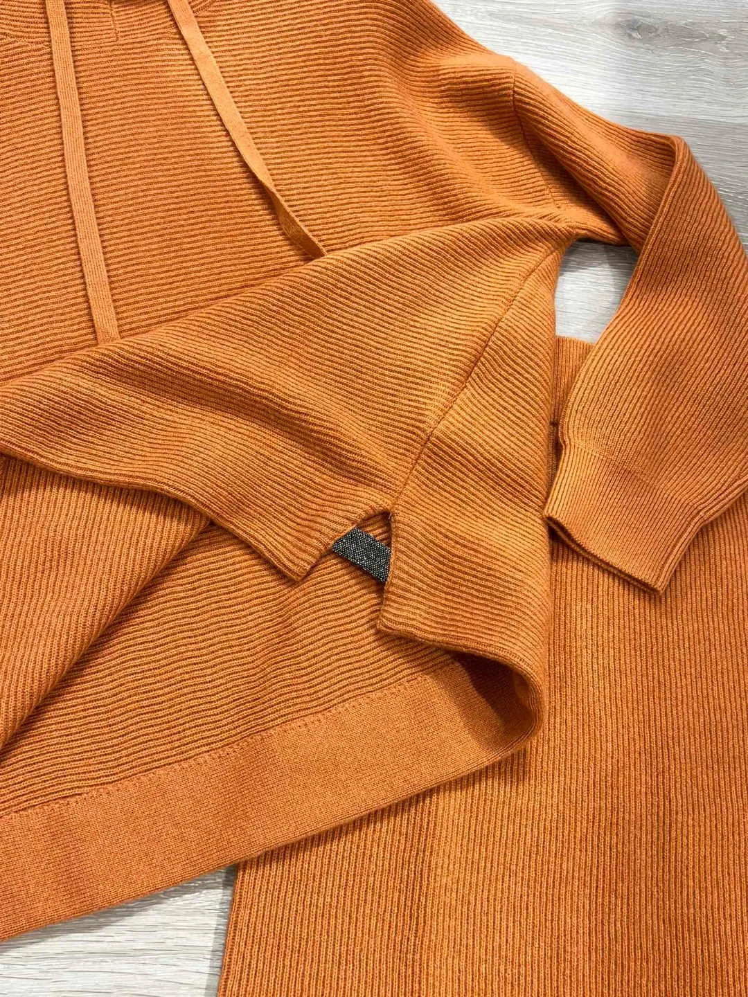 Рисунок 6 - Новые осенние женские кашемировые вязаные толстовки