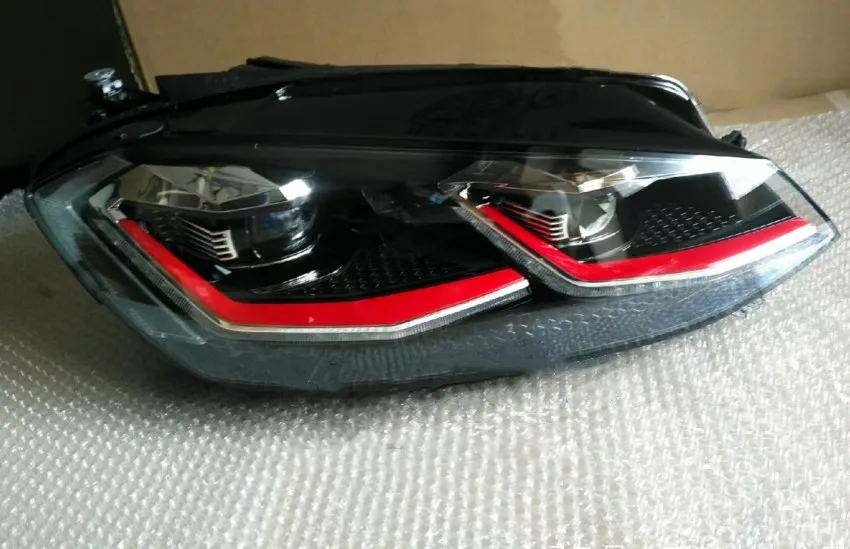 Genuine brand new R line headlights MK7 R LINE HEADLIGHT HeadLights For