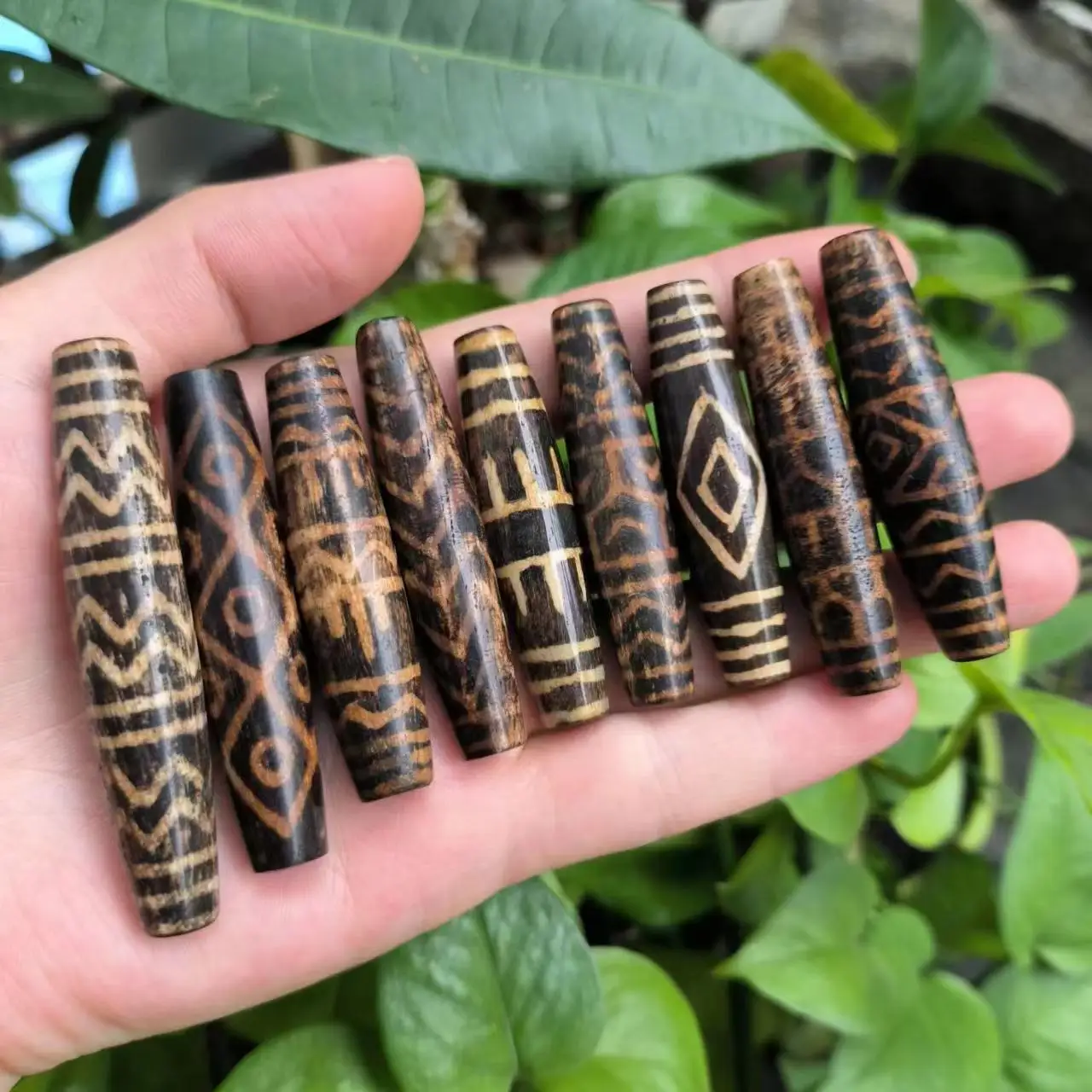 

1pcs/lot Natural 1st Generation Bontic Onyx Dzi Beads brown A variety of mysterious ancient patterns special rare species taki