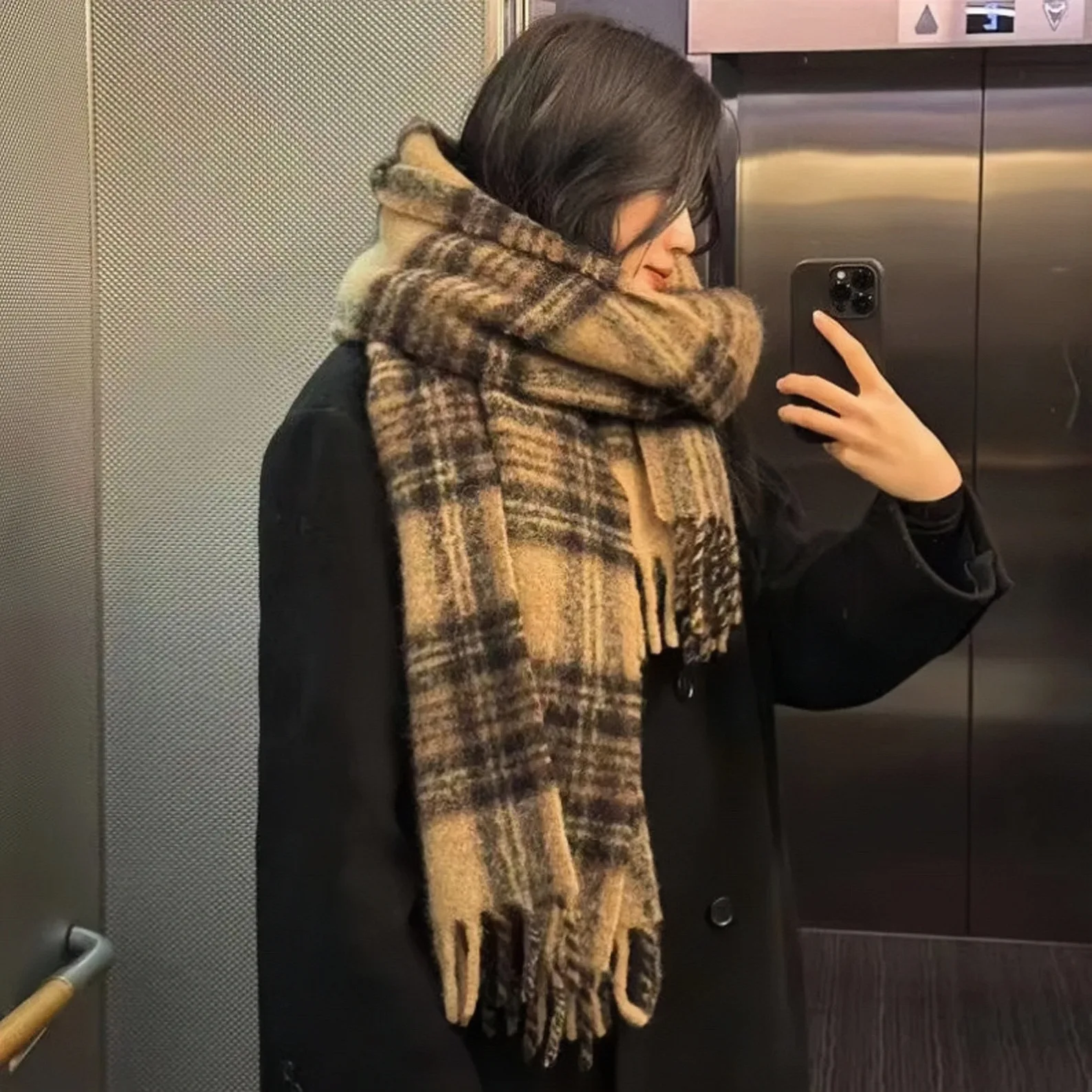 

Women's Long Plaid Blanket Scarf Chunky Oversized Winter/Fall Warm Scarf Big Tartan Scarves Wrap Shawl Ladies Gifts