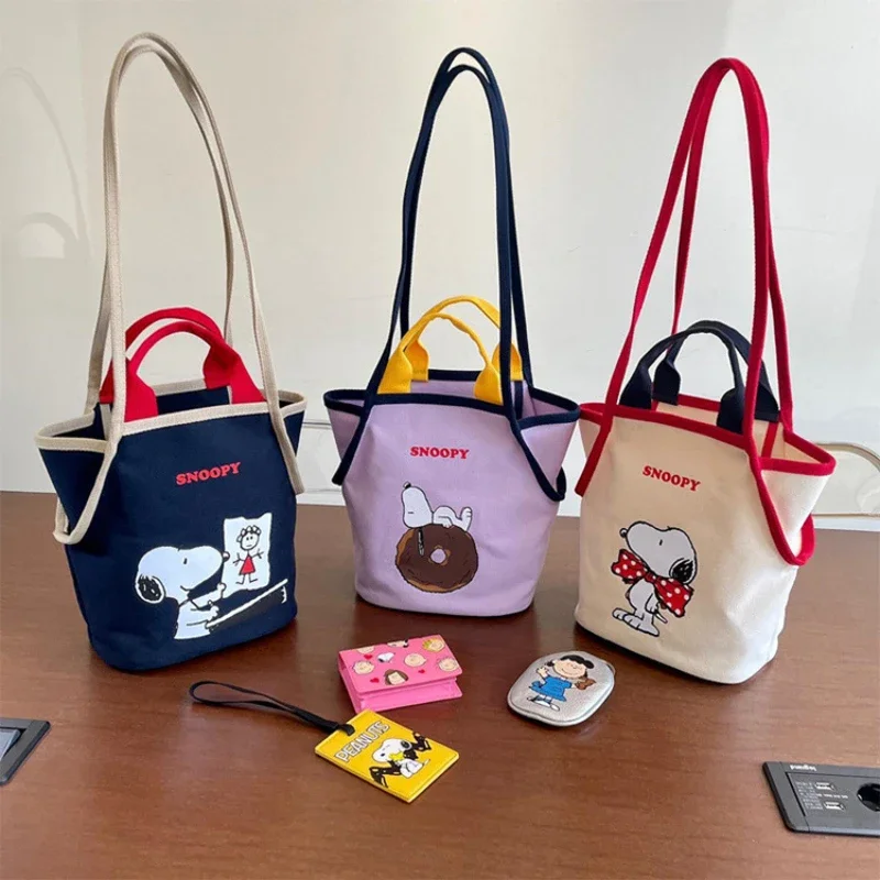 

Anime Kawaii Cartoon Series Snoopy Women's Shoulder Bag Large Capacity Casual Handbag Personalized Versatile Girl Heart Gift