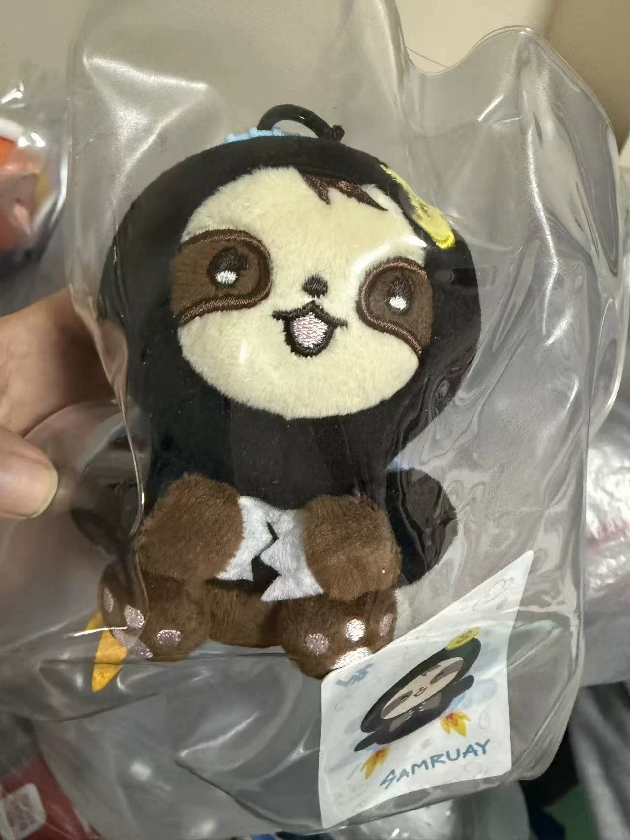 ぬいぐるみ WINNY SATANG Brezzy Ballon Doll Keychain Winny & Satang : Samruay - Breezy Balloon Doll Keychain