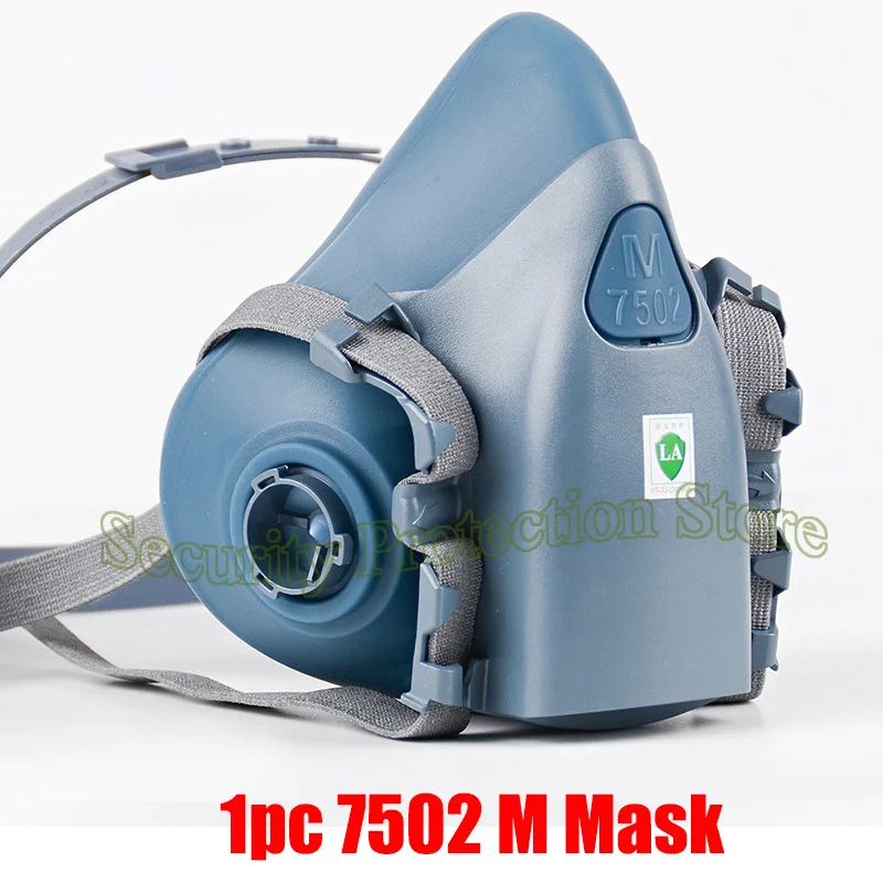 Demi-masque filtrant réutilisable avec cartouches porté par un modèle, vue de profil, illustrant le confort et l'ajustement. Achetez un demi-masque filtrant professionnel avec cartouches.