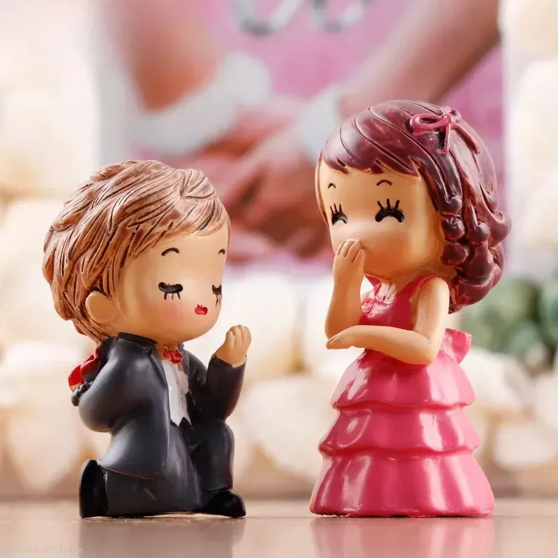 

Creative Mini Sweet Couple Figures Home Car Ornament Model Decoration Pink Dashboard Doll Figurines Wedding Valentine's Day Gift