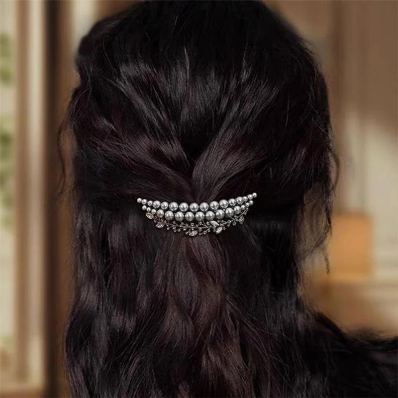 Französische exquisite Perlenkristall-Halbmond-Haarspange, Federklammer, Hinterkopf, halbgebundene Haarspange, hochwertige, elegante Damen-Kopfbedeckung – Detail 2