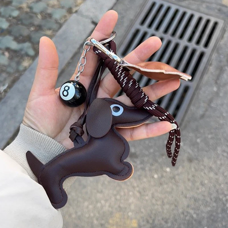 Porte-clés teckel mignon pour sac, pendentif étoile à cinq branches, boule adaptée au sac de téléphone portable, accessoire pendentif pour Couple