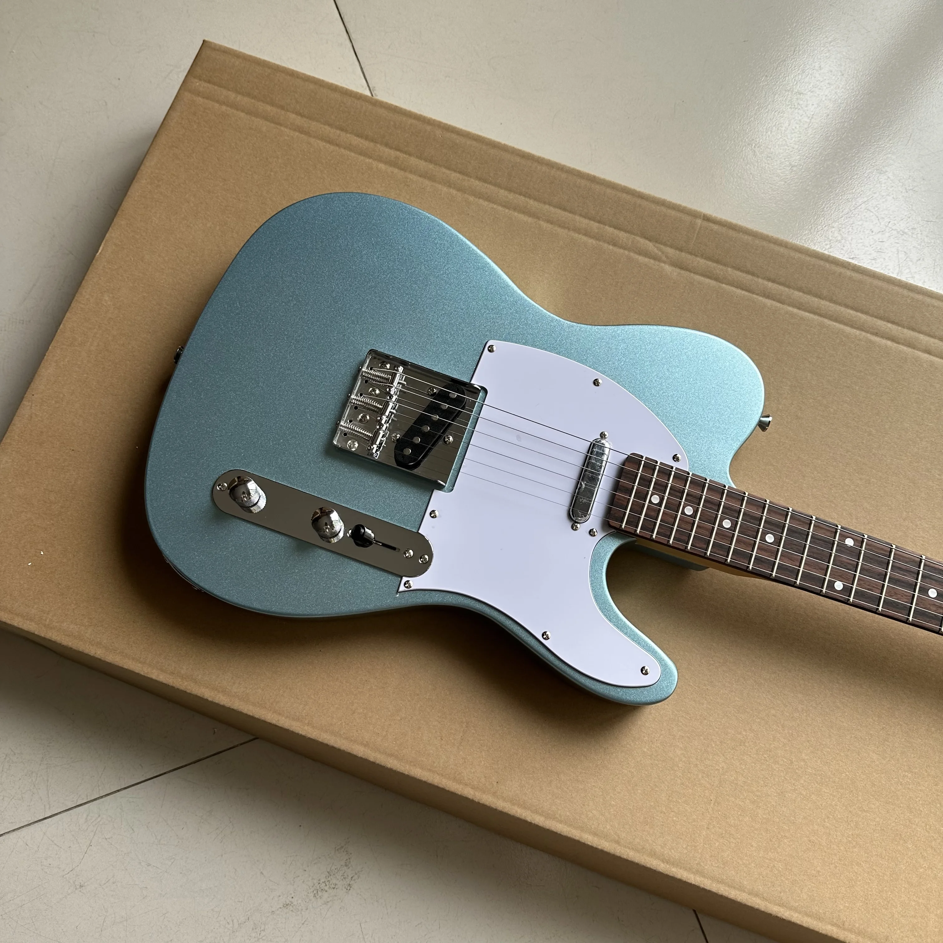 TL Style Electric Guitar Rosewood Fretboard Mahogany Body Metallic Blue Color