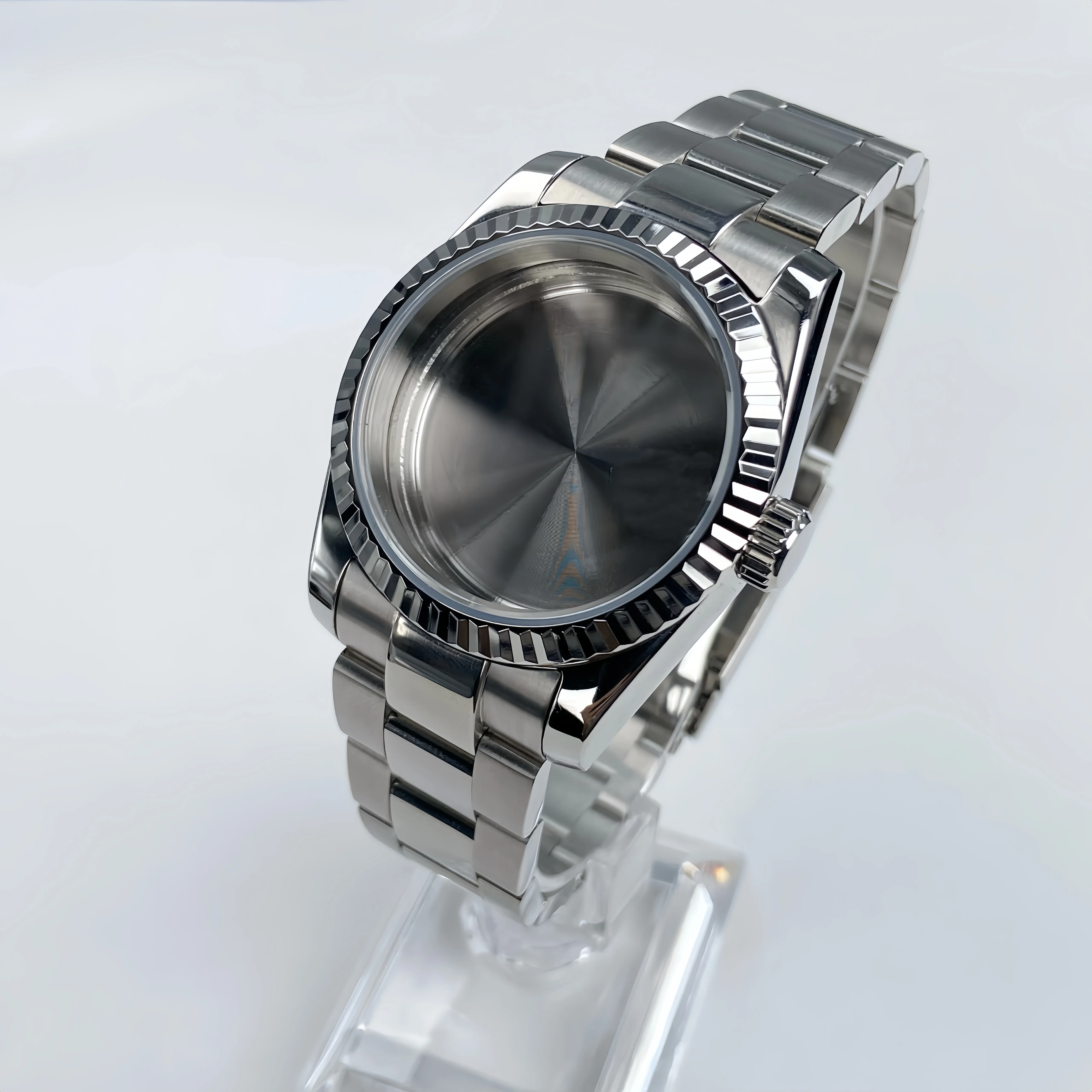 Fluted Bezel Sapphire Glass Stainless Steel Watch Case