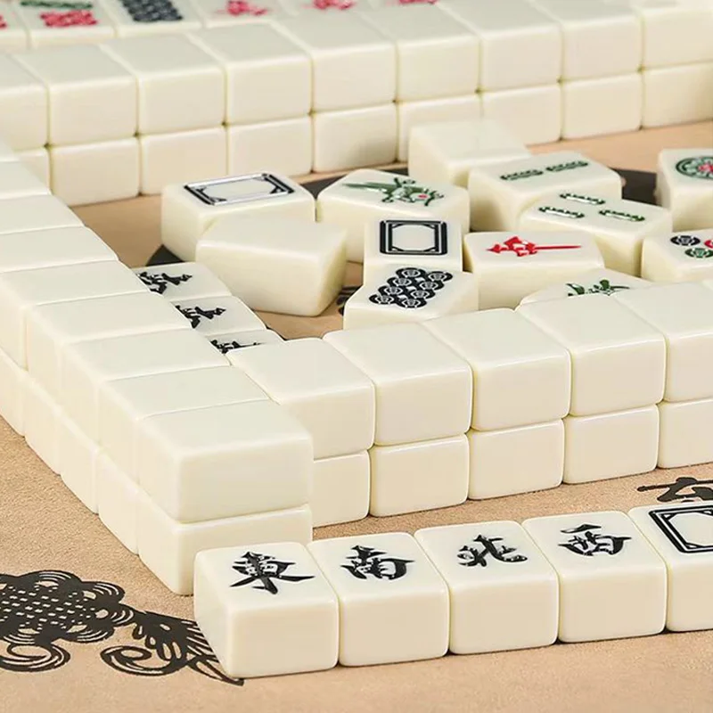 26mm Mini Chinese Mahjong Game Set Portable Traditional Blocks Mahjong 144PCS Party Board Game Two Players Funny 5