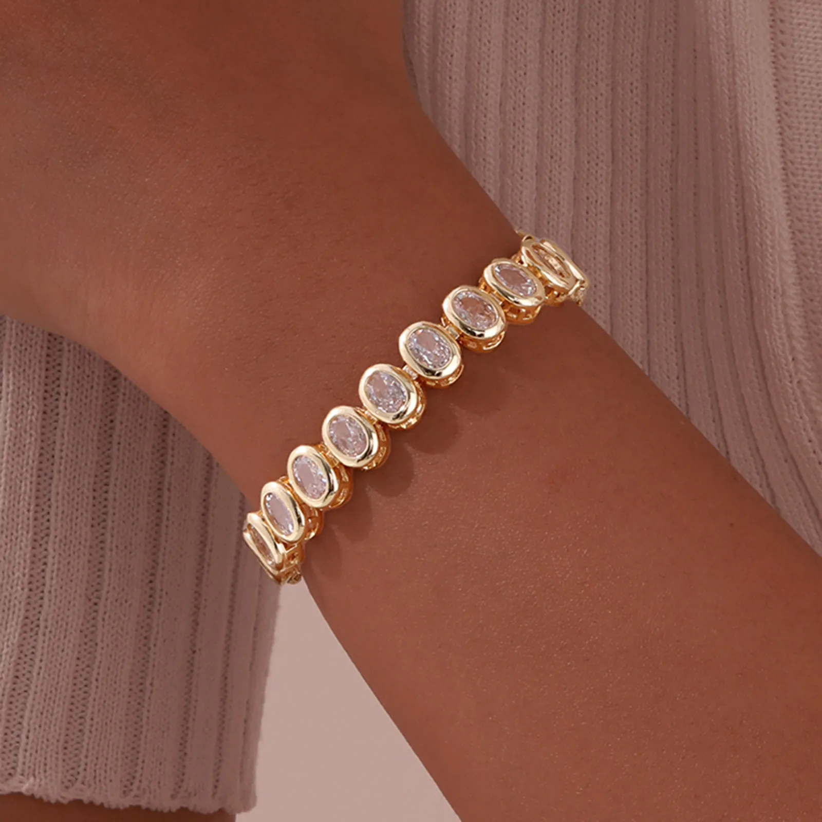 Büroklammer, vergoldetes Zirkonia-Kettenarmband, klobiges Gliederarmband, verstellbare Armbänder, trendiger Schmuck für Frauen, Geschenk – Detail 2