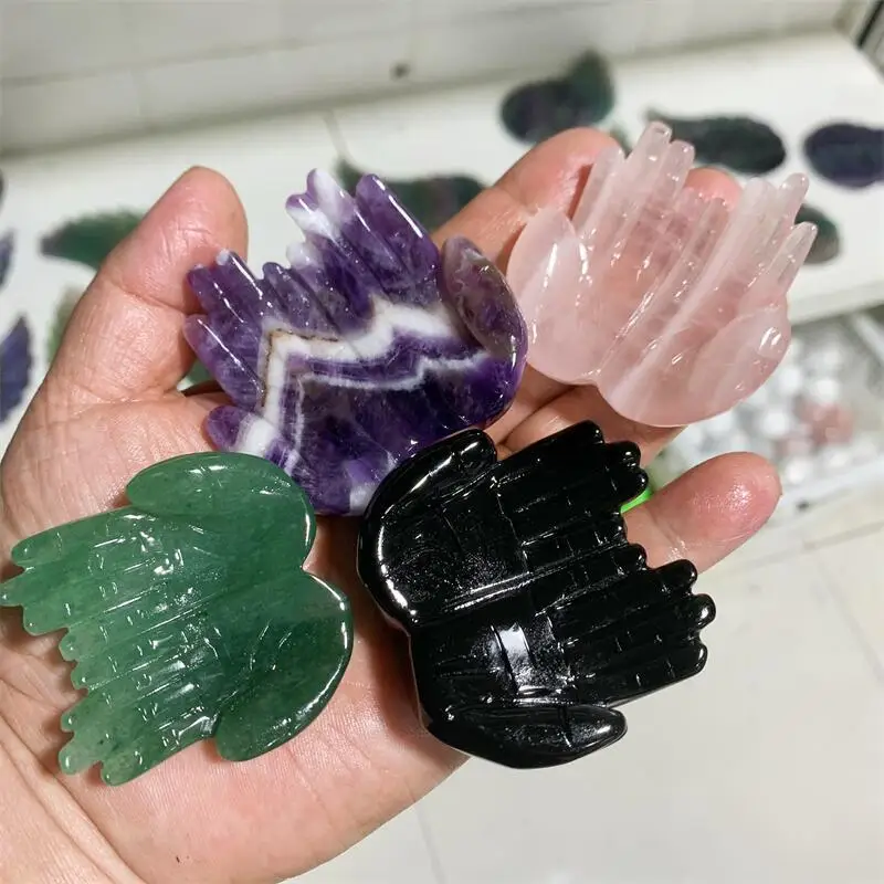 

Natural Crystal Carving Hand Statue Crafts Healing Energy Lucky Stone Fashion Home Decoration Tabletop Ornament Gift 1pcs