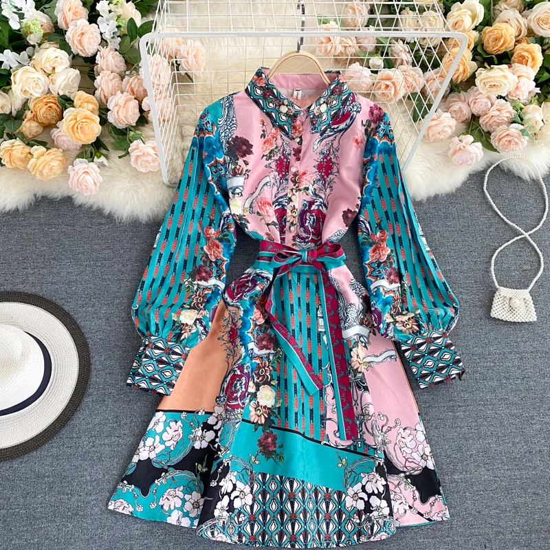 

European and American Spring New Big Brand Printed Dress Lapel Bandage Waist Closing Bubble Sleeve Holiday Medium Length Dress