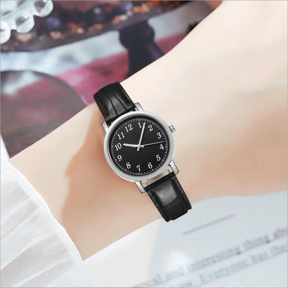 Couple Watch Round Battery Operated Faux Leather Strap Wristwatch Birthday Gift Men Women Quartz Wrist Watch Fashion Jewelry images - 6