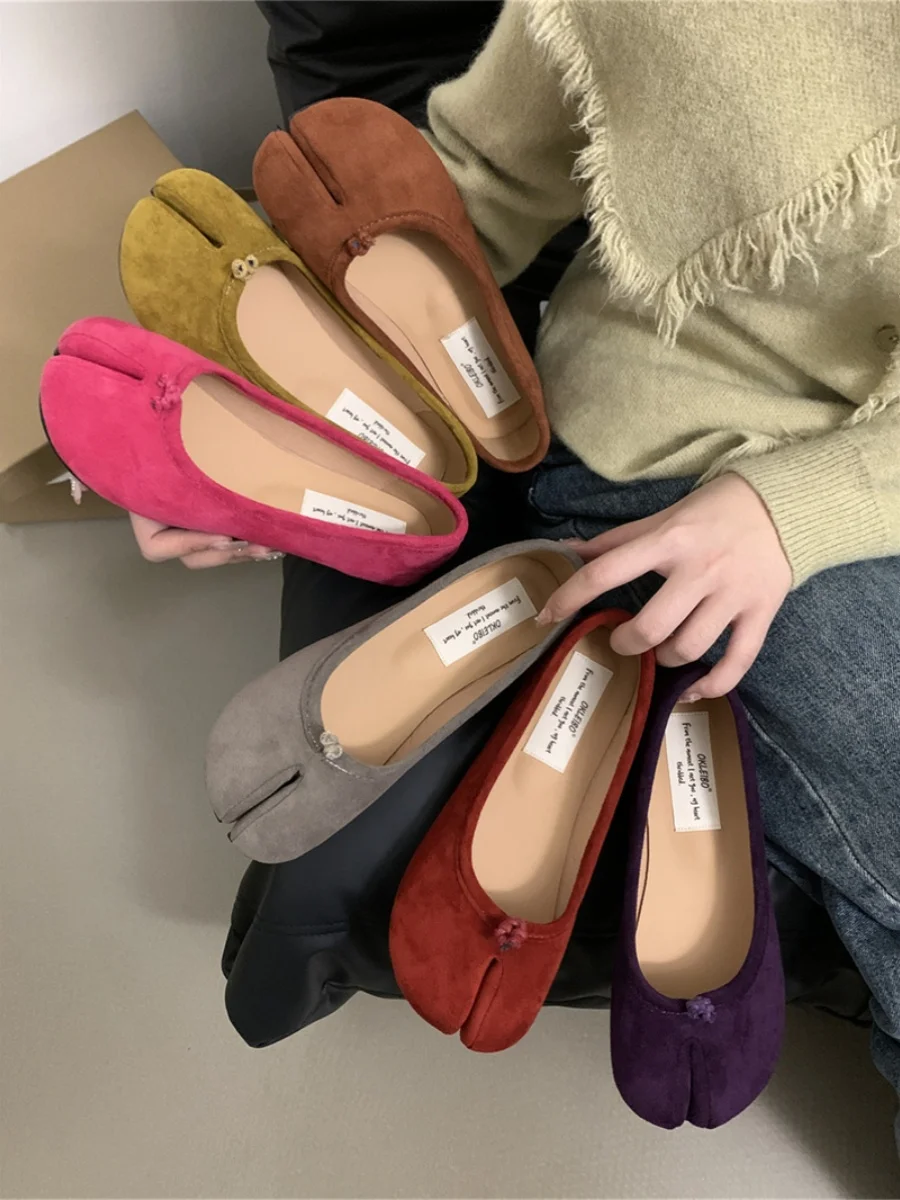 Bailamos Women Split Toe Flats Tabi Shoes Solid Color Shallow