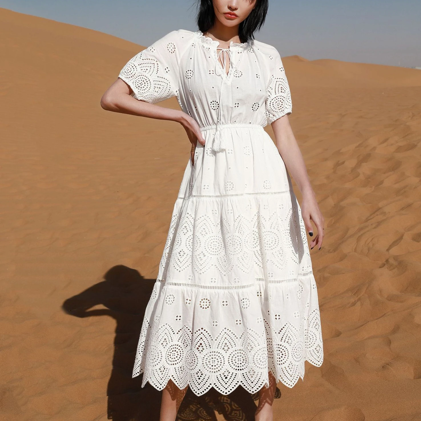 

Женское кружевное платье с цветочной вышивкой TEELYNN Boho, элегантное Хлопковое платье с рукавами-фонариками, эластичным поясом и V-образным вырезом, платья 2023