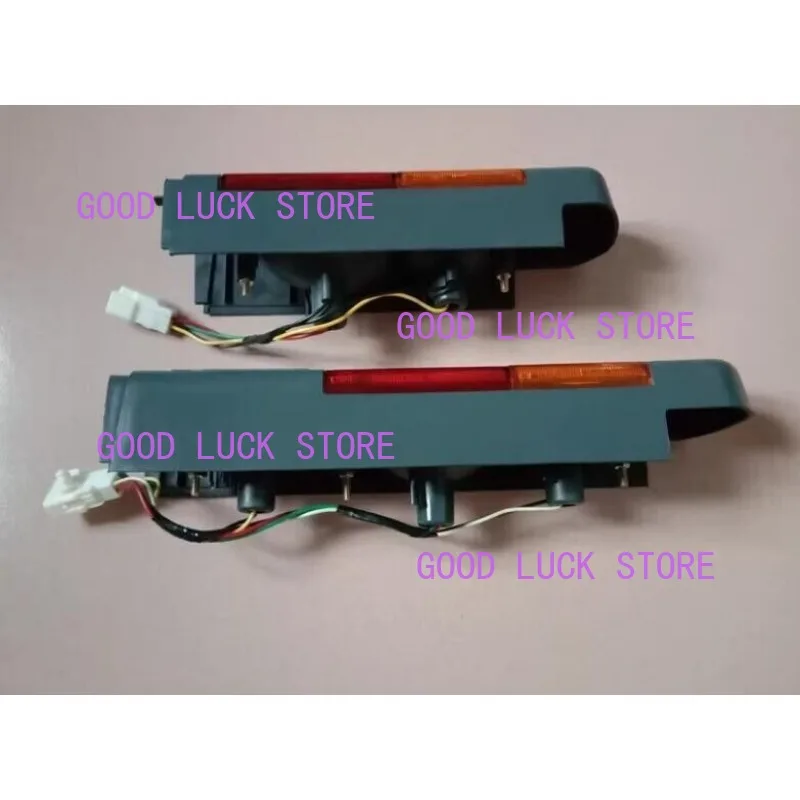 Forklift Spare Parts Used for Toyota Rear Lamp Assy 56640-30510-71 / 56640-30511-71 / 56640-23320-71/ 56640-23321-71