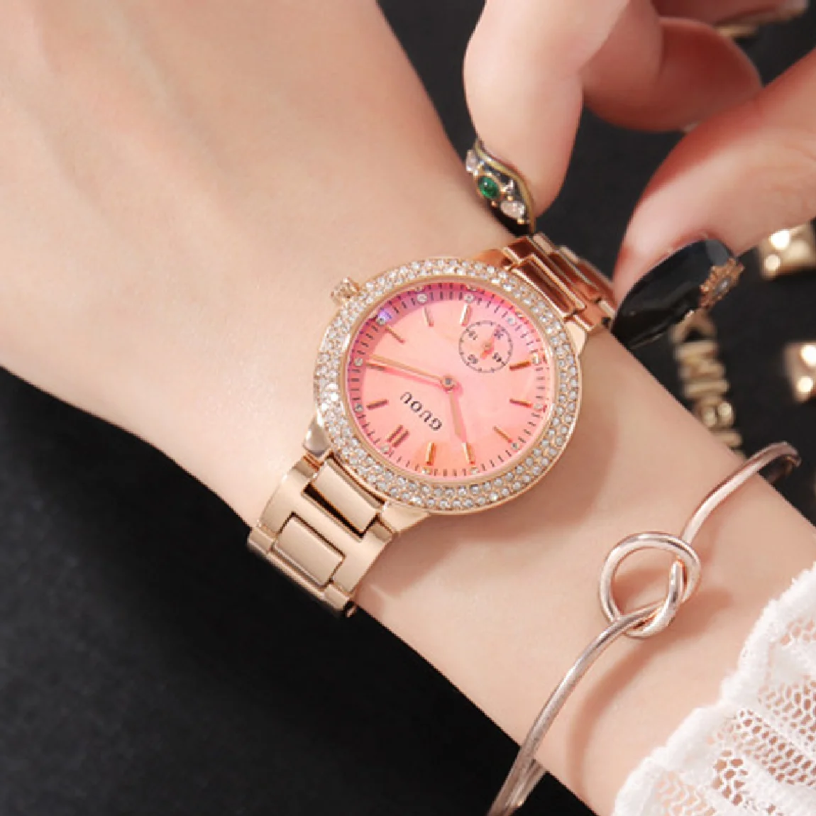 

HK TOP Fashion Brand 5 Colors Watch Rose Gold Steel Band Watch Female Diamond Quartz Watch Waterproof Gift Luxury Wristwatches