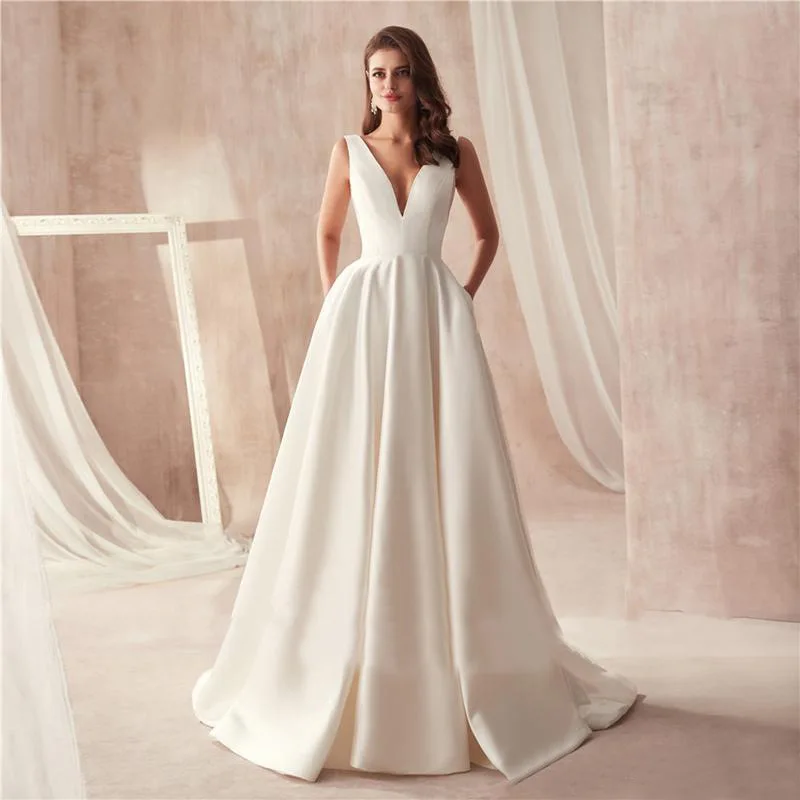 

GUXQD A Line Satin Women Wedding Dresses Deep V Neck Backless Court Train Bridal Gowns robe de mariée Vestido De Noiva