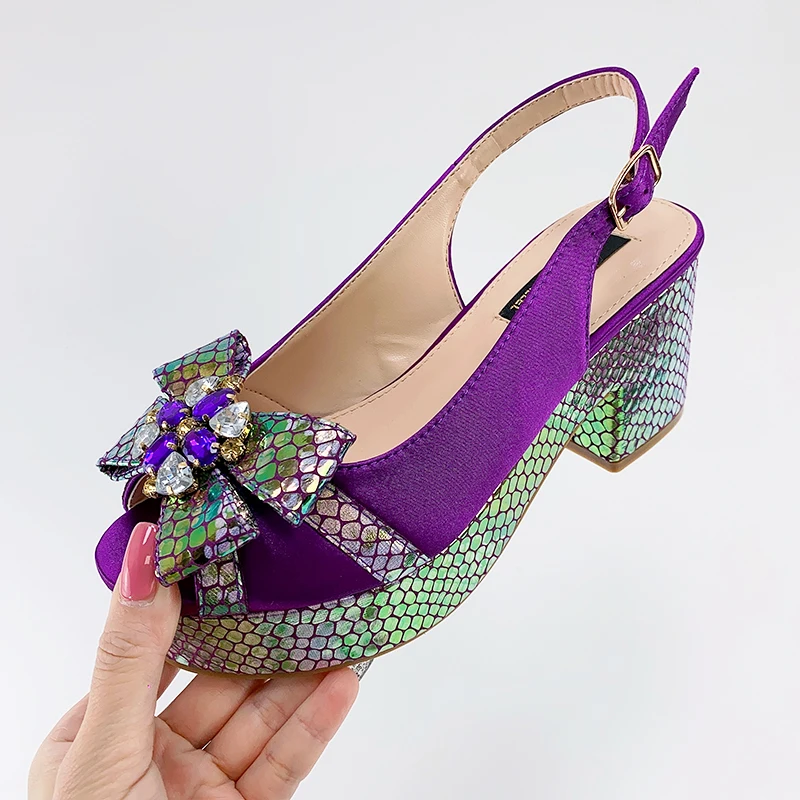 Fashion Top Italian Designers 2023 Luxury Round Toe Bright Diamond Bowtie Bling Summer Women's Platform Chunky High Heel Sandals