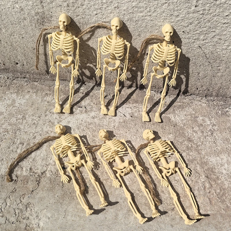 6pcs Halloween Hanging Skeleton with rope Halloween Party Plastic Skull Decoration for Home Garden Haunted House Props Kids Toy