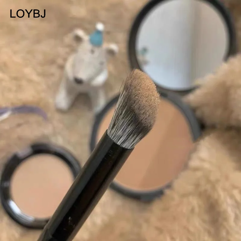 LOYBJ 1pcs 코 섀도우 브러쉬 각진 컨투어 메이크업 브러쉬 페이스 브론저 코 실루엣 아이 섀도우 화장품 블렌딩 메이크업 도구