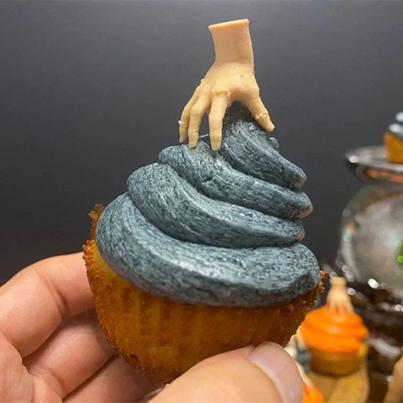 Décor Comestible Mercredi Addams Pour Gâteau - Disque Azyme Imprimé Diamètre 20 Cm, Anniversaire