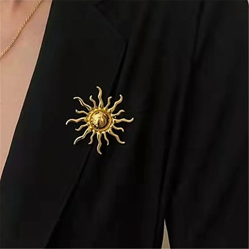 Mode Sonne Geistige Retro Frauen Brosche Pin Sonnenblumen Zubehör Schmuck Für Dame Gold Farbe Broschen Pins Vintage Kleidung Geschenk – Detail 6