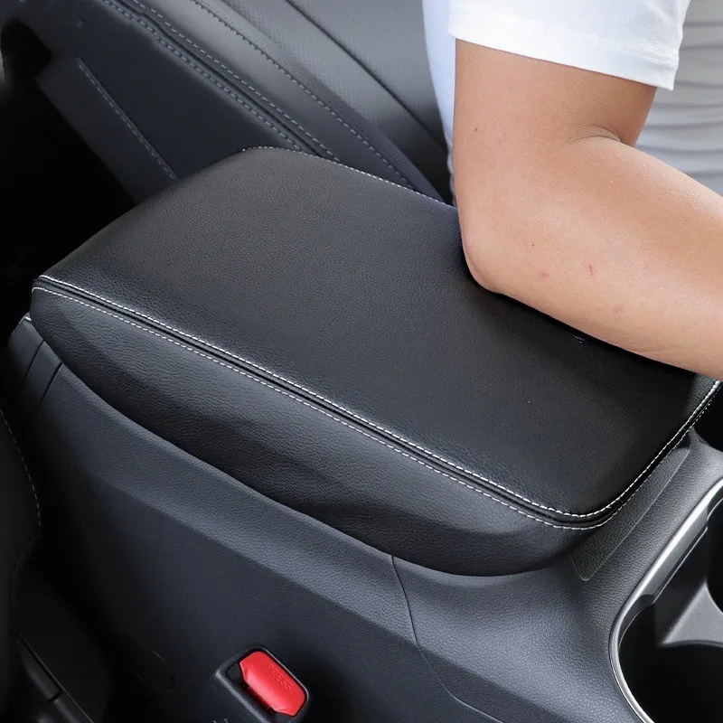 

For SUBARU OUTBACK 2010-2023 Leather Central Armrest Box Protection Sleeve Armrest box modification Accessories