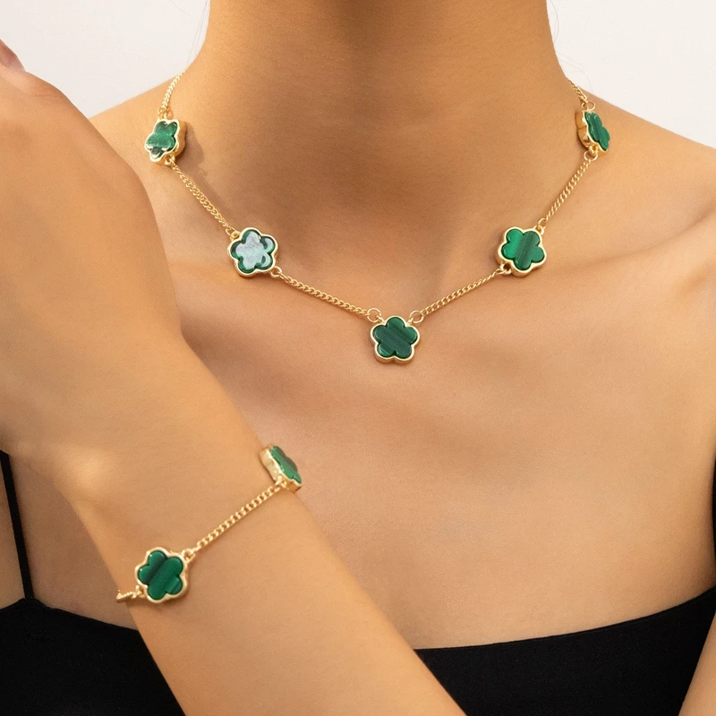 2024 New Lucky Five-Leaf Clover Necklace Bracelet Chain For Women For Men Gifts Fashion Jewelry Hot Sale Party Gift  Daily Wear